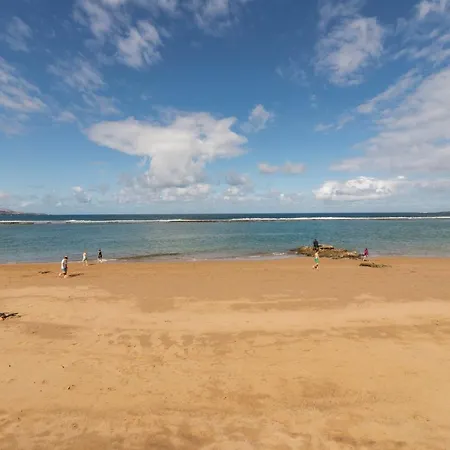 Las Canteras Beach
